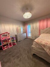 1610 Wildflower Dr in Waxahachie, TX - Building Photo - Building Photo