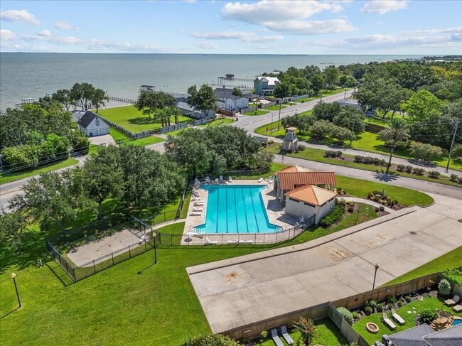 property at 207 Sea Breeze Dr