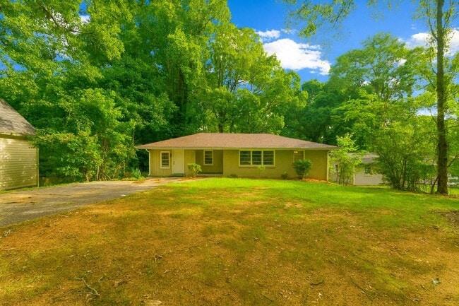 property at 195 Polar Rock Rd SW