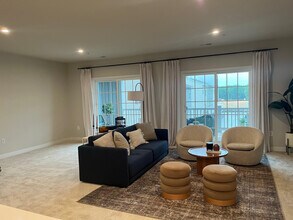 10810 Presidential Pky, Unit Condominium in Upper Marlboro, MD - Building Photo - Building Photo