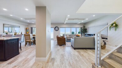 995 N Hwy A1A in Indialantic, FL - Building Photo - Building Photo
