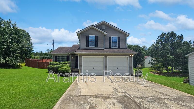 4636 Forest Creek Ln in Stonecrest, GA - Building Photo