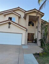 10007 White Oak Ave in Los Angeles, CA - Building Photo