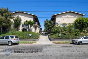 745-747 Venice Way in Inglewood, CA - Building Photo