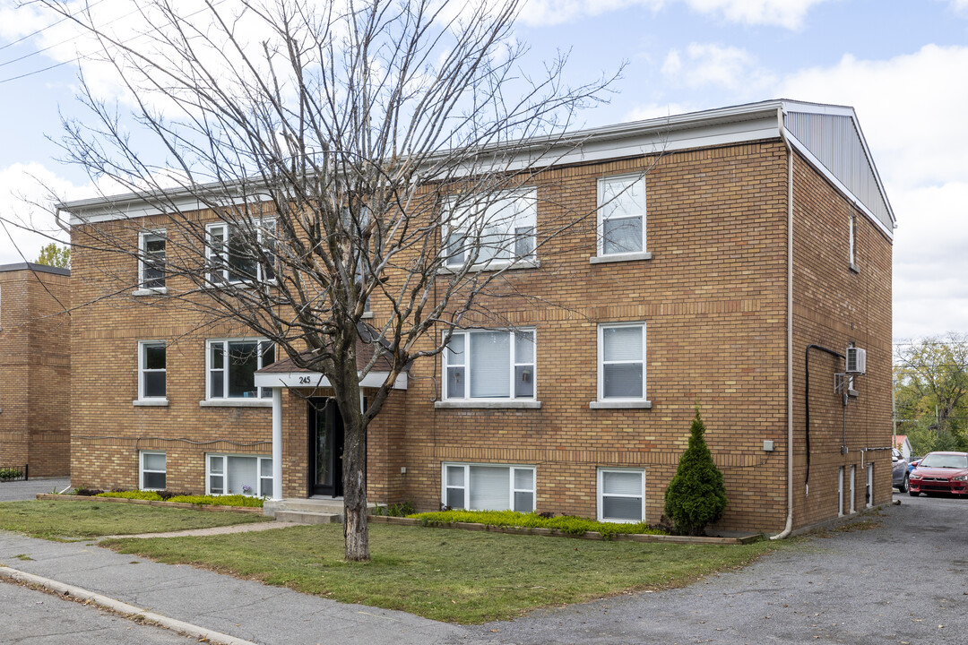 245 des Peres Blancs Ave in Ottawa, ON - Building Photo