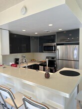 1130 11th St in Miami Beach, FL - Building Photo - Building Photo