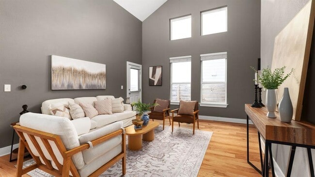 5910 Swayden Ln in Austin, TX - Building Photo - Building Photo