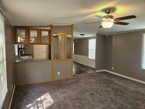 38 Lynnwood Cir in Clarksville, TN - Building Photo - Building Photo