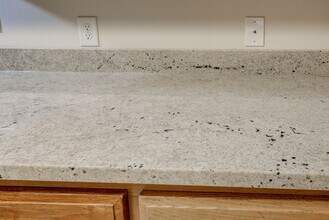 1312 N Barton St in Johnson City, TN - Building Photo - Building Photo