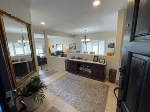 13313 Jonathan Park Ln in Poway, CA - Building Photo - Building Photo