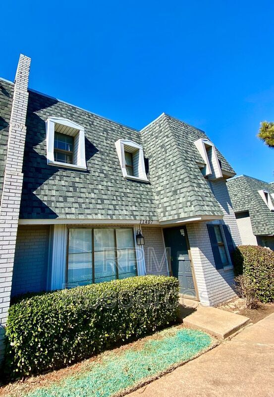 11407 N May Ave in Oklahoma City, OK - Building Photo - Building Photo