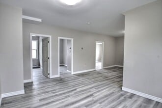 40-40 Maple St in Moncton, NB - Building Photo - Building Photo