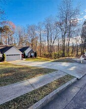 4215 Hamilton Walk Dr in Buford, GA - Building Photo - Building Photo