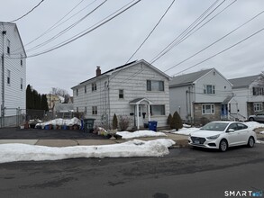 214 Ruth St in Bridgeport, CT - Building Photo - Building Photo