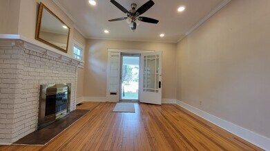 3812 Taylorsville Rd in Louisville, KY - Building Photo - Building Photo