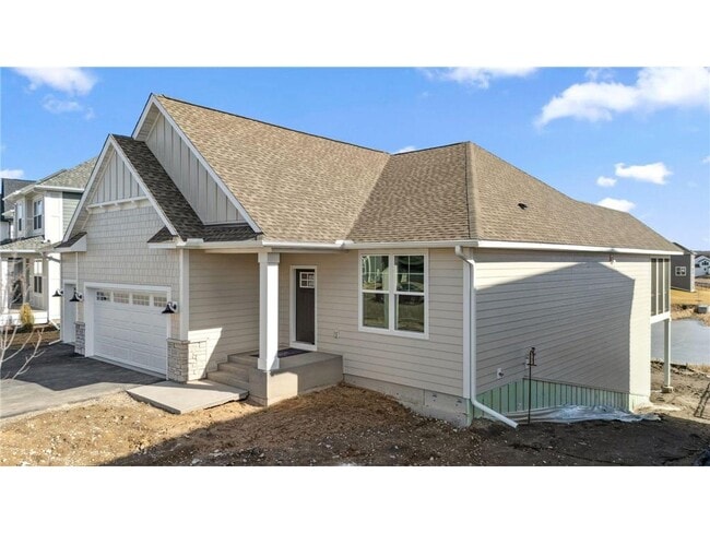 10180 Shadyview Ln N in Maple Grove, MN - Building Photo - Building Photo