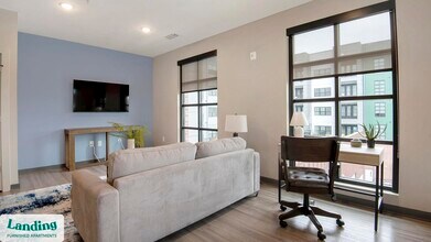 645 N Front St in Memphis, TN - Building Photo - Building Photo