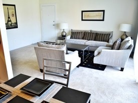 Hillside Heights in Capitol Heights, MD - Building Photo