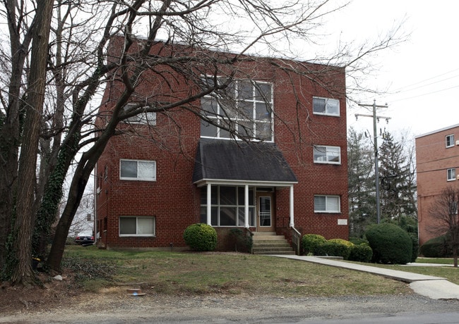 3122 9th Rd N in Arlington, VA - Foto de edificio - Building Photo