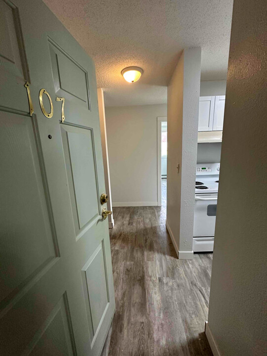 1516 1st St E in Thief River Falls, MN - Building Photo