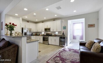 20839 W Elm Way in Buckeye, AZ - Building Photo - Building Photo