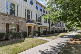 4061 Zilker Park Dr in Charlotte, NC - Building Photo - Building Photo