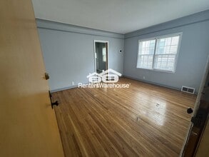 4628 Cedar Ave S in Minneapolis, MN - Building Photo - Building Photo