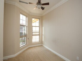 21 Via Visione in Henderson, NV - Building Photo