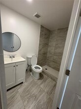 19121 NW 34th Ct in Miami Gardens, FL - Building Photo - Building Photo