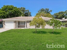 1604 Clark St in Clearwater, FL - Building Photo
