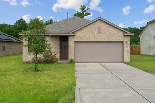 11053 Patriot Ct in Cleveland, TX - Building Photo