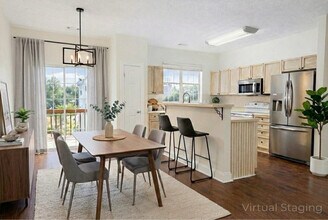 4865 Beacon Ridge Ln in Flowery Branch, GA - Building Photo - Building Photo