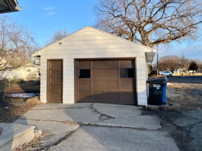 1217 11th St N in Fargo, ND - Foto de edificio - Building Photo