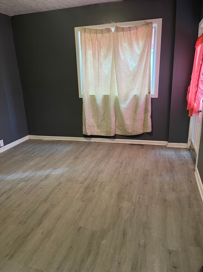 734 Roberts St in Utica, NY - Building Photo - Building Photo