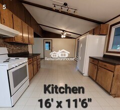 10364 County Rd 17 SE in Delano, MN - Building Photo - Building Photo