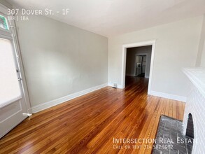 307 Dover St-Unit -1F in St. Louis, MO - Building Photo - Building Photo