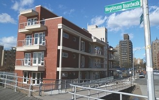 3208-3210 Boardwalk W Apartamentos