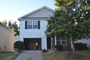 3923 Damask Drive in Charlotte, NC - Building Photo