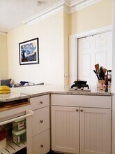 65 Walden St, Unit 1F in Cambridge, MA - Building Photo - Building Photo