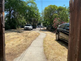 3830 Martin Luther King Jr Blvd in Sacramento, CA - Building Photo