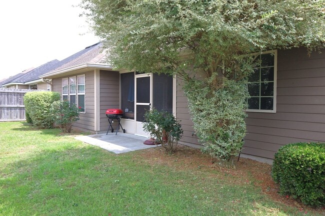 4105 Silver Glenn in Hahira, GA - Building Photo - Building Photo