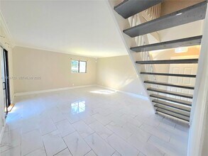 121 San Remo Blvd in North Lauderdale, FL - Building Photo - Building Photo