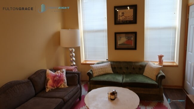 1443 N Bosworth Ave, Unit 1F in Chicago, IL - Building Photo - Building Photo