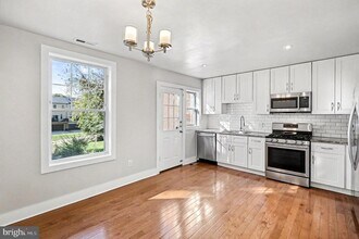 1719 Frankford St SE in Washington, DC - Building Photo - Building Photo