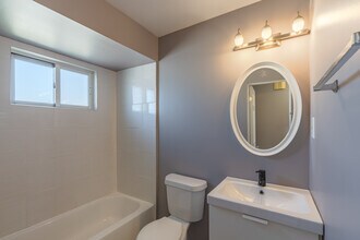 Philamer in Royal Oak, MI - Foto de edificio - Interior Photo