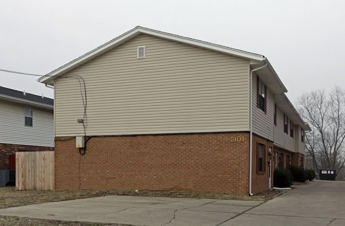 5101 Winton Rd in Fairfield, OH - Building Photo