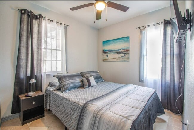 property at 1815 Larkin Ave