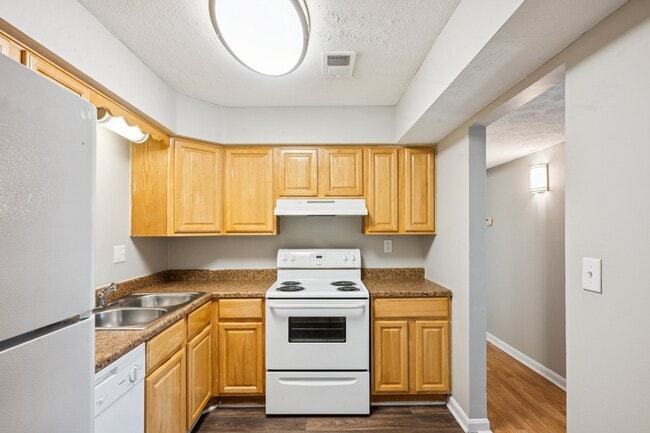 Newberry Parc in Louisville, KY - Building Photo - Building Photo