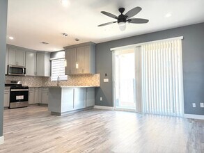 1406 E Cinnabar Ave in Phoenix, AZ - Building Photo - Building Photo