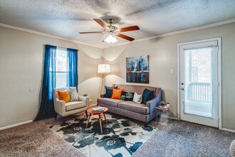 Emberwood in Lafayette, LA - Foto de edificio - Building Photo